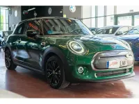 Usado Mini Cooper SE 135 kW (184 CV) 2021 Verde Utilitario