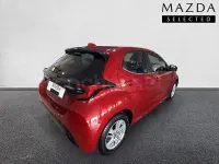 Usado Mazda 2 Comfort 116 CV (85 kW) 2022 Rojo Berlina