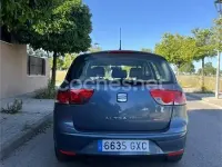 Usado Seat Altea XL Ecomotive 105 CV (77 kW) 2010 Azul Monovolumen