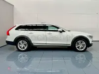 Usado Volvo V90 CC 235 CV (172 kW) 2019 Blanco Familiar