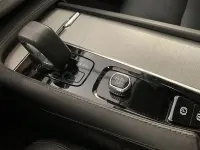 Usado Volvo XC90 Core 455 CV (334 kW) 2024 Gris / plata SUV