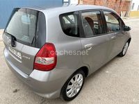Usado Honda Jazz ES 83 CV (61 kW) 2004 Gris / plata Utilitario