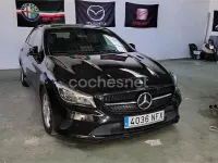 Usado Mercedes CLA180 Shooting Brake 122 CV (89 kW) 2017 Negro Familiar