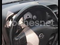 Używany Opel Astra Sport 100 KM (73 kW) 2003 Czarny Sedan/Limuzyna