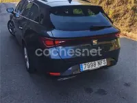 Usado Seat Leon FR 150 CV (110 kW) 2023 Negro Familiar
