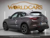 Usado Alfa Romeo Stelvio Veloce 209 CV (153 kW) 2023 Gris SUV