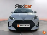 Usado Toyota Yaris Active 69 CV (50 kW) 2021 Blanco Utilitario