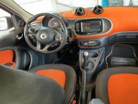Usado Smart ForFour Passion 71 CV (52 kW) 2015 Naranja Utilitario