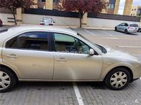 Usado Ford Mondeo Trend 115 CV (84 kW) 2005 Beige Berlina