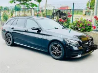 Usado Mercedes C220 170 CV (125 kW) 2019 Negro Familiar