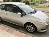 Usado Toyota Auris 90 CV (66 kW) 2008 Gris / plata Utilitario