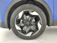 Usado Renault Captur Techno 100 CV (73 kW) 2025 Azul SUV