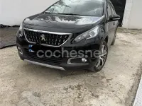 Usado Peugeot 2008 Allure 120 CV (88 kW) 2018 Negro SUV
