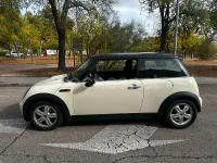 Usado Mini ONE 90 CV (66 kW) 2006 Beige Utilitario