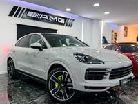 Usado Porsche Cayenne 462 CV (339 kW) 2020 Gris / plata SUV