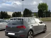 Usado VW Golf VII Advance 116 CV (85 kW) 2018 Gris / plata Berlina
