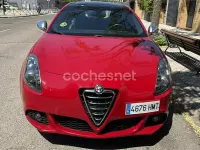 Usado Alfa Romeo Giulietta Distinctive 140 CV (102 kW) 2012 Rojo Utilitario