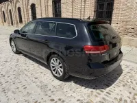 Usado VW Passat Sportline 150 CV (110 kW) 2015 Negro Familiar