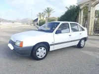 Usado Opel Kadett 57 CV (41 kW) 1990 Blanco Utilitario