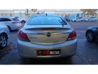 Usado Opel Insignia Cosmo 160 CV (117 kW) 2010 Gris / plata Berlina