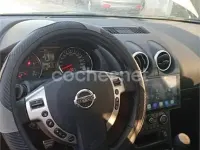 Usado Nissan Qashqai Visia 106 CV (77 kW) 2011 Gris / plata SUV