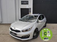 Usado Kia Ceed GT 90 CV (66 kW) 2016 Gris / plata Berlina