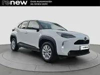 Usado Toyota Yaris Hybrid Business Edition 116 CV (85 kW) 2022 Blanco Berlina
