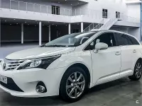 Usado Toyota Avensis Advance 150 CV (110 kW) 2012 Blanco Berlina
