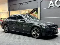 Usado Mercedes C300e 306 CV (225 kW) 2020 Gris / plata Berlina