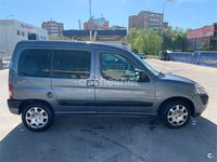 Usado Peugeot Partner Tepee Outdoor 90 CV (66 kW) 2009 Gris / plata Monovolumen