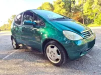 Usado Mercedes A160 Elegance 102 CV (75 kW) 1998 Verde Monovolumen