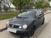 Usado VW Polo Conceptline 64 CV (47 kW) 2004 Azul Utilitario