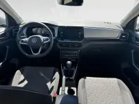 Usado VW T-Cross Life 116 CV (85 kW) 2025 Gris plata SUV
