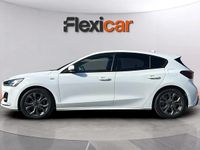 Używany Ford Focus Active 125 KM (91 kW) 2022 Biały Sedan/Limuzyna