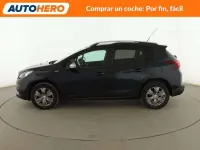 Usado Peugeot 2008 Style 110 CV (80 kW) 2018 Gris SUV