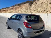 Usado Opel Corsa 85 CV (62 kW) 2010 Marrón Utilitario