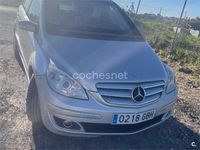 Usado Mercedes B200 140 CV (102 kW) 2005 Gris / plata Monovolumen