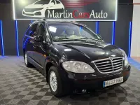Usado SsangYong Rodius Limited 165 CV (121 kW) 2012 Negro Monovolumen