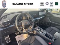 Usado Cupra Leon 150 CV (110 kW) 2025 Gris / plata Berlina
