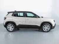 Usado Jeep Avenger Altitude 100 CV (73 kW) 2023 Beige SUV