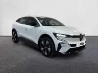 Usado Renault Megane E-Tech Equilibre 96 kW (131 CV) 2023 Blanco Utilitario