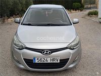 Usado Hyundai i20 85 CV (62 kW) 2013 Blanco Utilitario