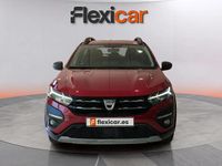 Usado Dacia Sandero Comfort 101 CV (74 kW) 2021 Rojo Utilitario