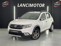 Usado Dacia Sandero Comfort 95 CV (69 kW) 2019 Blanco Utilitario