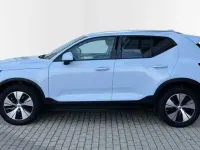 Usado Volvo XC40 Core 2024 Azul SUV