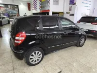 Begagnad Mercedes A180 Avantgarde 109 HK (80 kW) 2007 Svart Minibuss