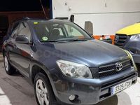 Usado Toyota RAV4 Sol 136 CV (100 kW) 2006 Gris / plata SUV