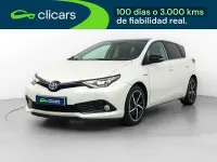 Usado Toyota Auris Hybrid 99 CV (72 kW) 2017 Blanco Berlina