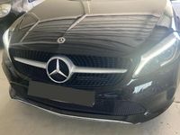 Usado Mercedes A180 122 CV (89 kW) 2018 Negro Berlina