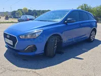 Usado Hyundai i30 GO! 120 CV (88 kW) 2018 Azul Berlina